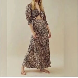 Sold. FREE PEOPLE String Of Hearts
Printed Maxi Dress size small